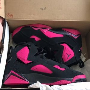 NEW WITHOUT TAGS JORDAN FLIGHTS